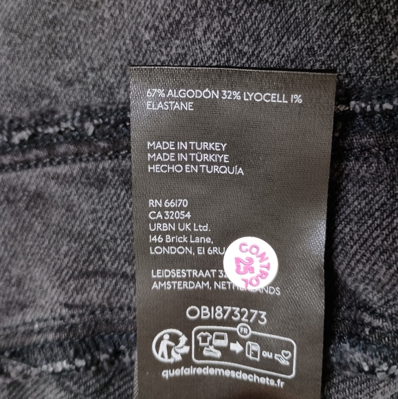 NWT Free People We The Free CRVY Mona Flare Jeans in Black Wash ✨ Size 35/20W - Picture 7 of 7